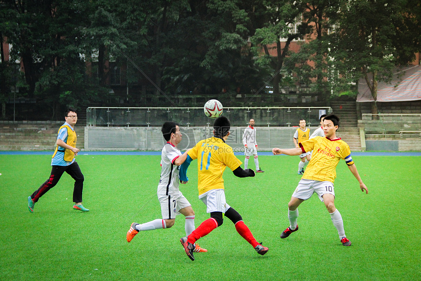 得更为稳重 得更为稳重